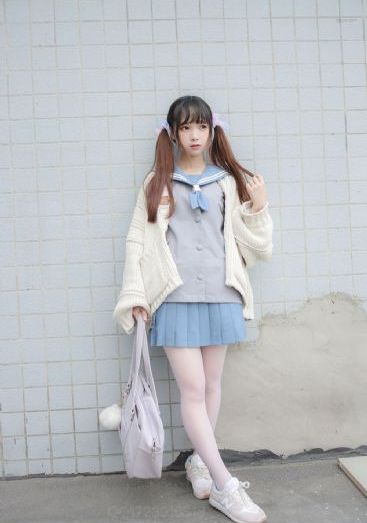 国产伦孑沙发午休精品
