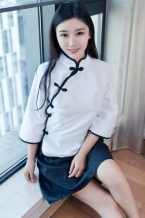 俏女性开花