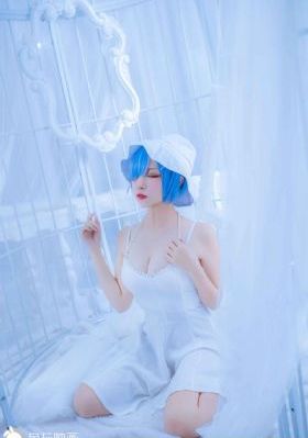 台湾版美女献身dvd播放