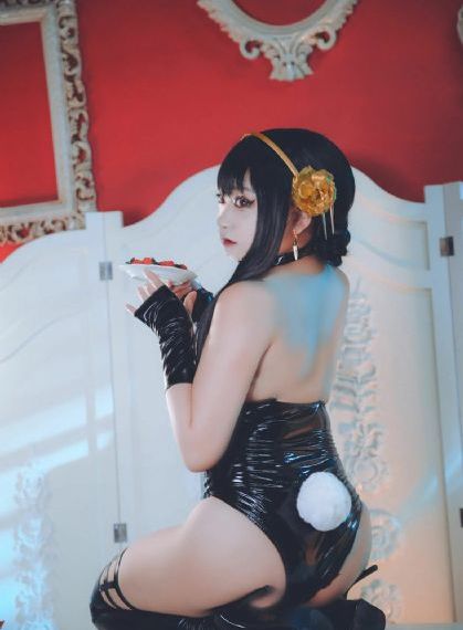 周翊然