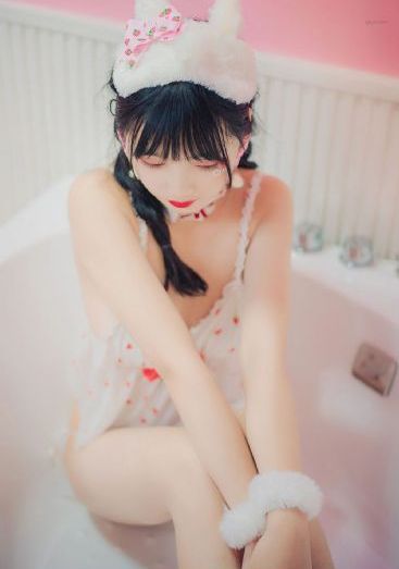 在线蜜桃