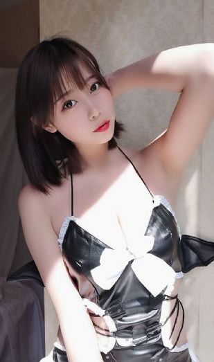 梦莹和翁屋顶欢爱十八集